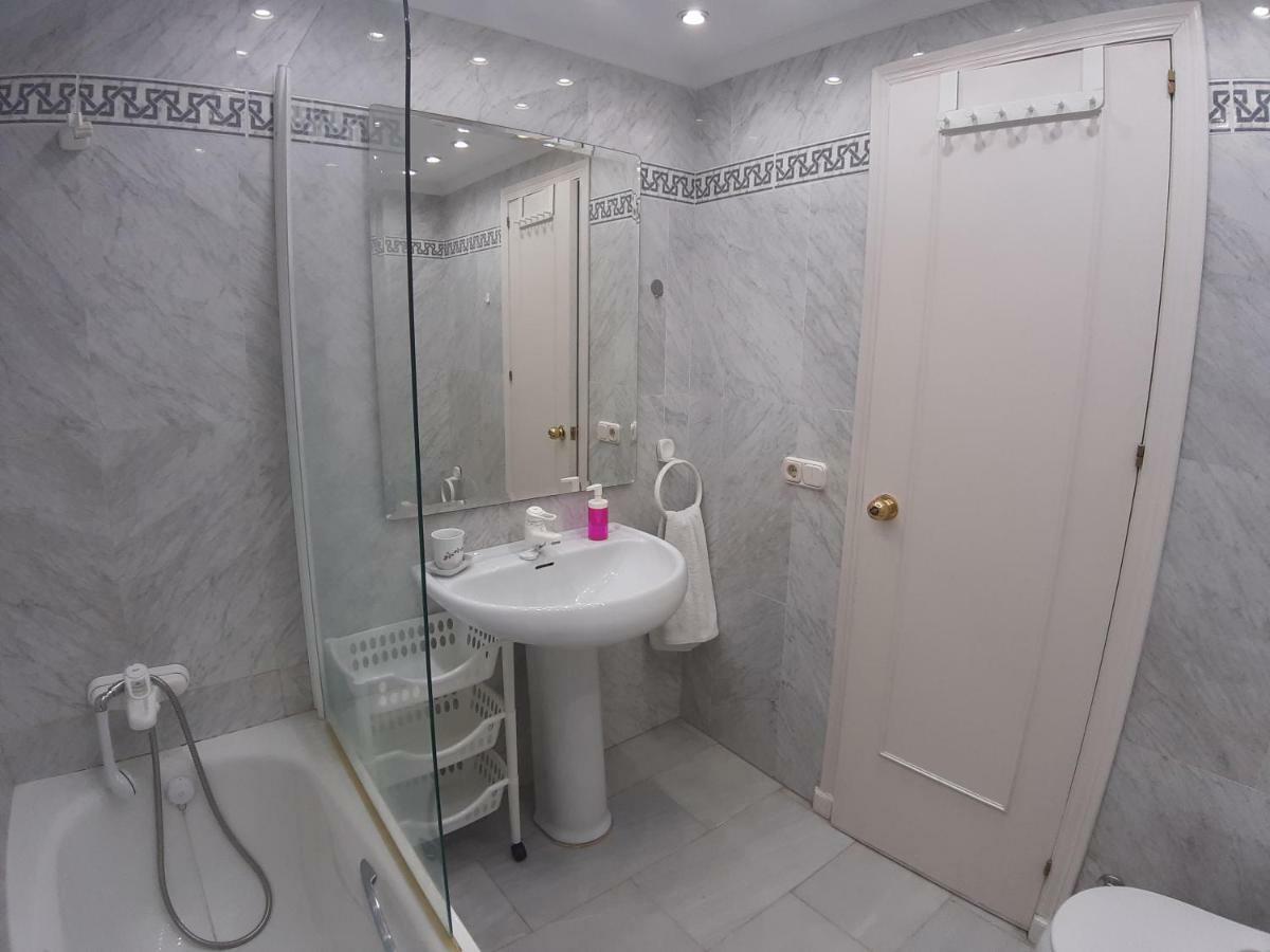 Spacious Beach Flat In Fuengirola - Los Boliches 외부 사진